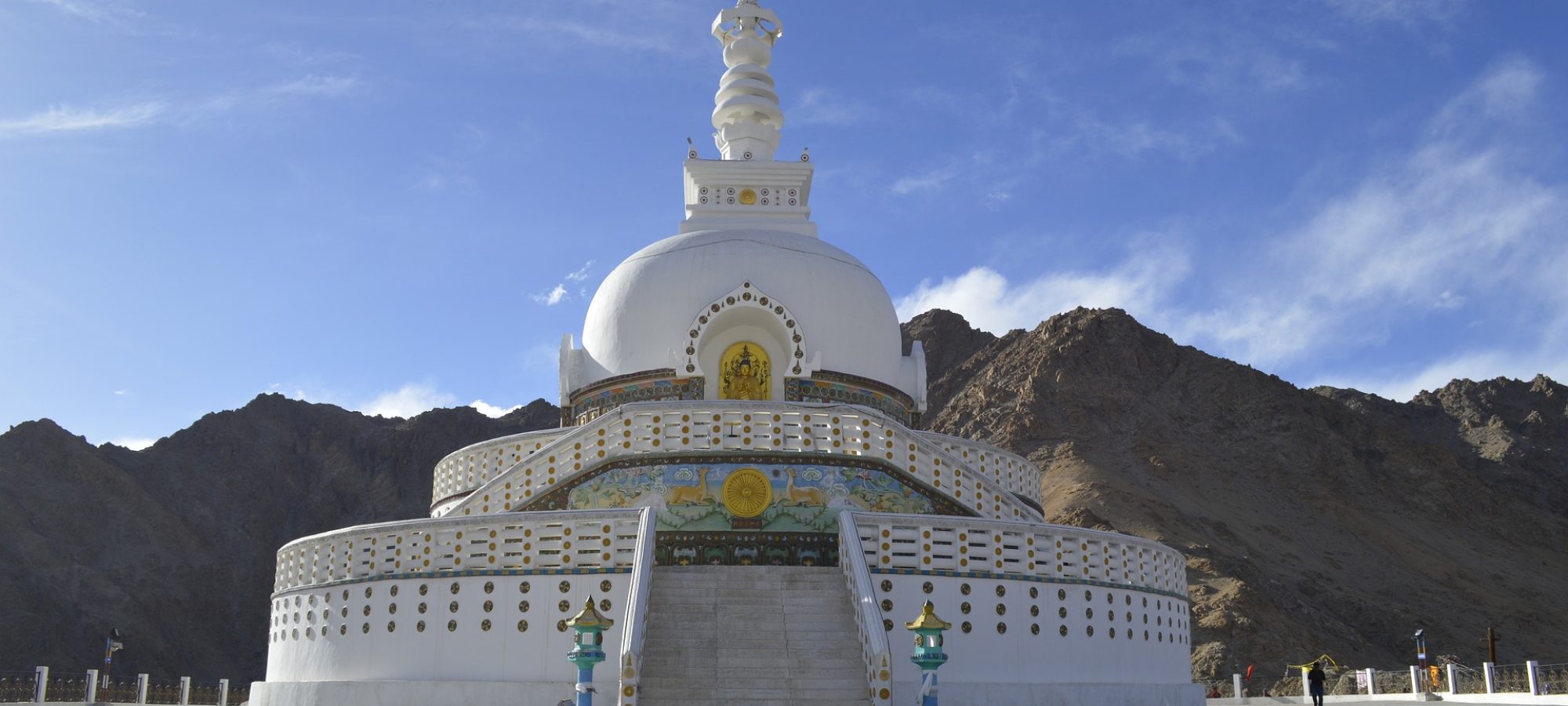 shanti-stupa-g052e906c0_1920